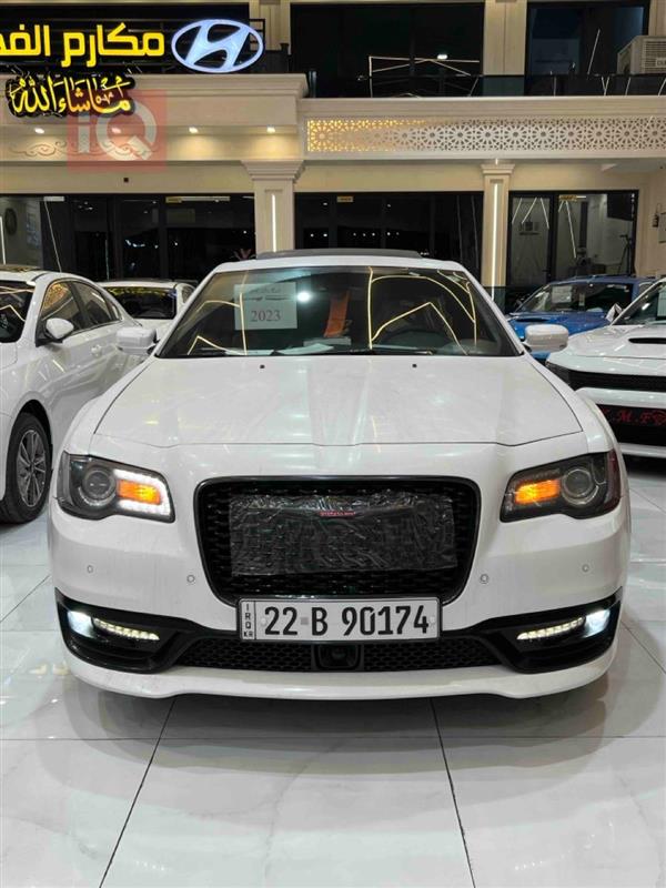 Chrysler for sale in Iraq